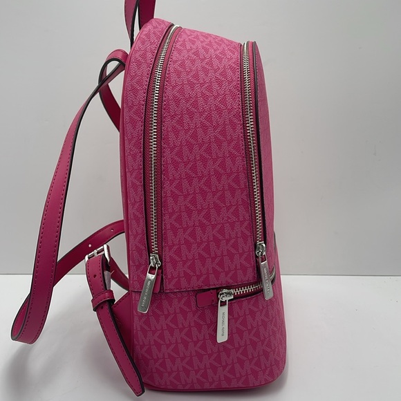 Michael Kors Rhea Medium Signature Logo Backpack
Dragonfruit
NWT - Picture 4 of 13